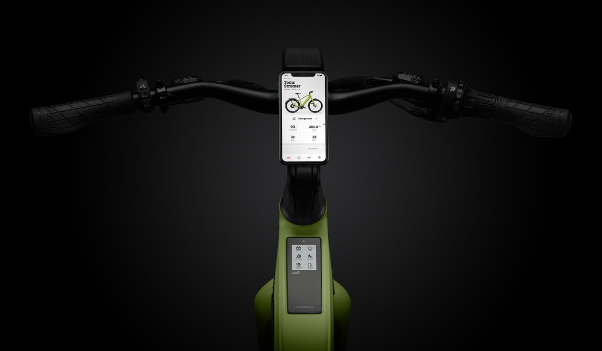 Stromer ST2 Pinion: Via Mobilfunk-Konnektivität bleiben Sie mit Ihrem schnellen E-Bike verbunden.